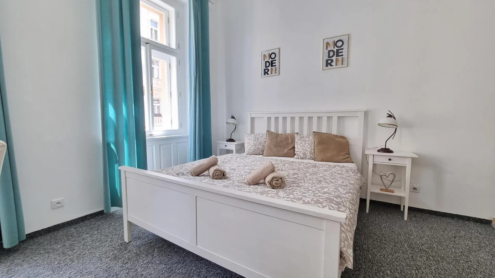 Finnem Rentals Tyrsova Praga