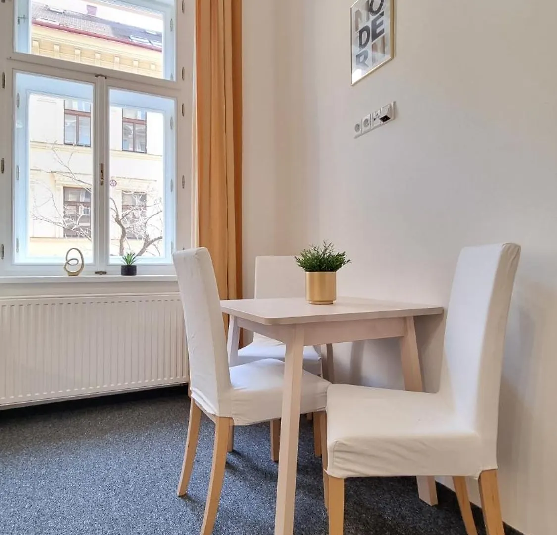 Finnem Rentals Tyrsova Praga